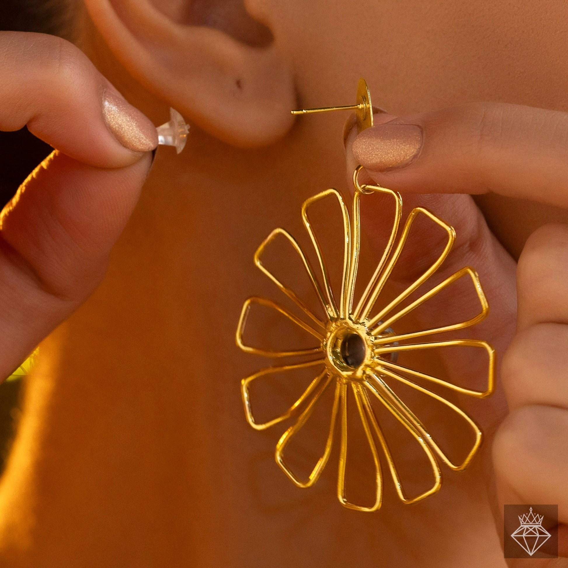 Anti-Tarnish Golden Flower & Emerald Earrings